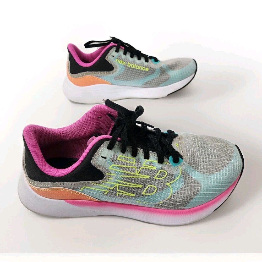 New Balance Breaza Running Sneakers Foam DynaSoft Running Training Womens 9.5